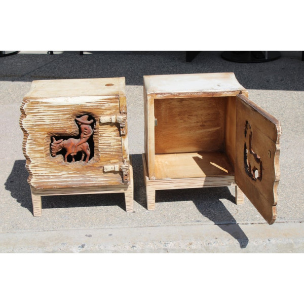 Pair_of_Dr._Harley_Niblack_(1894-1966)_Side_Tables slide1