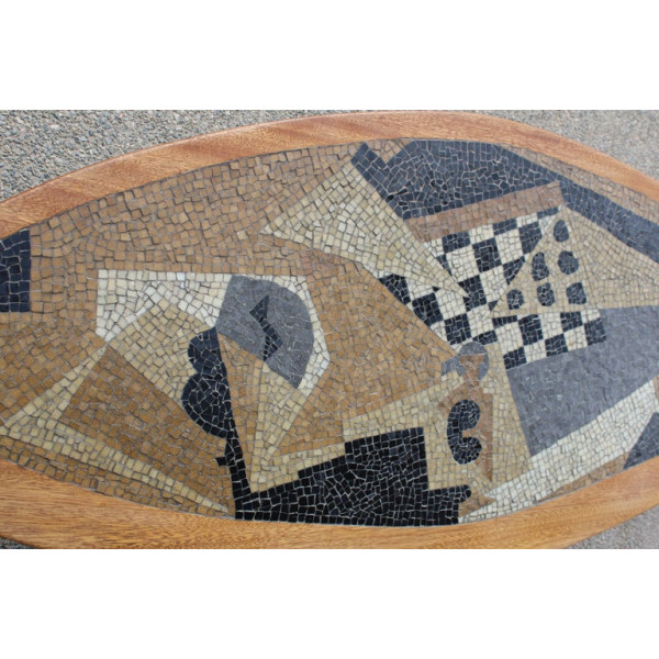 Tile_Coffee_Table_on_Custom_Stand slide5