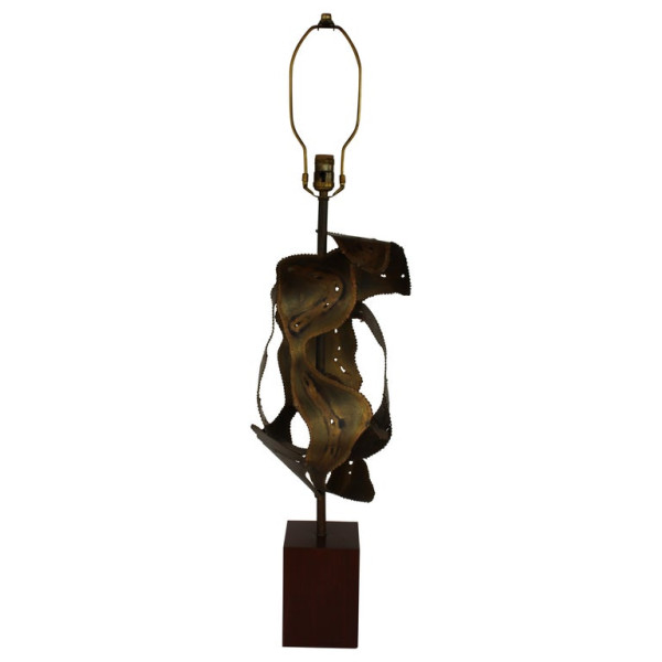 Sculptural Brutalist Lamp by the Laurel Lamp Mfg. Company circa 1960s